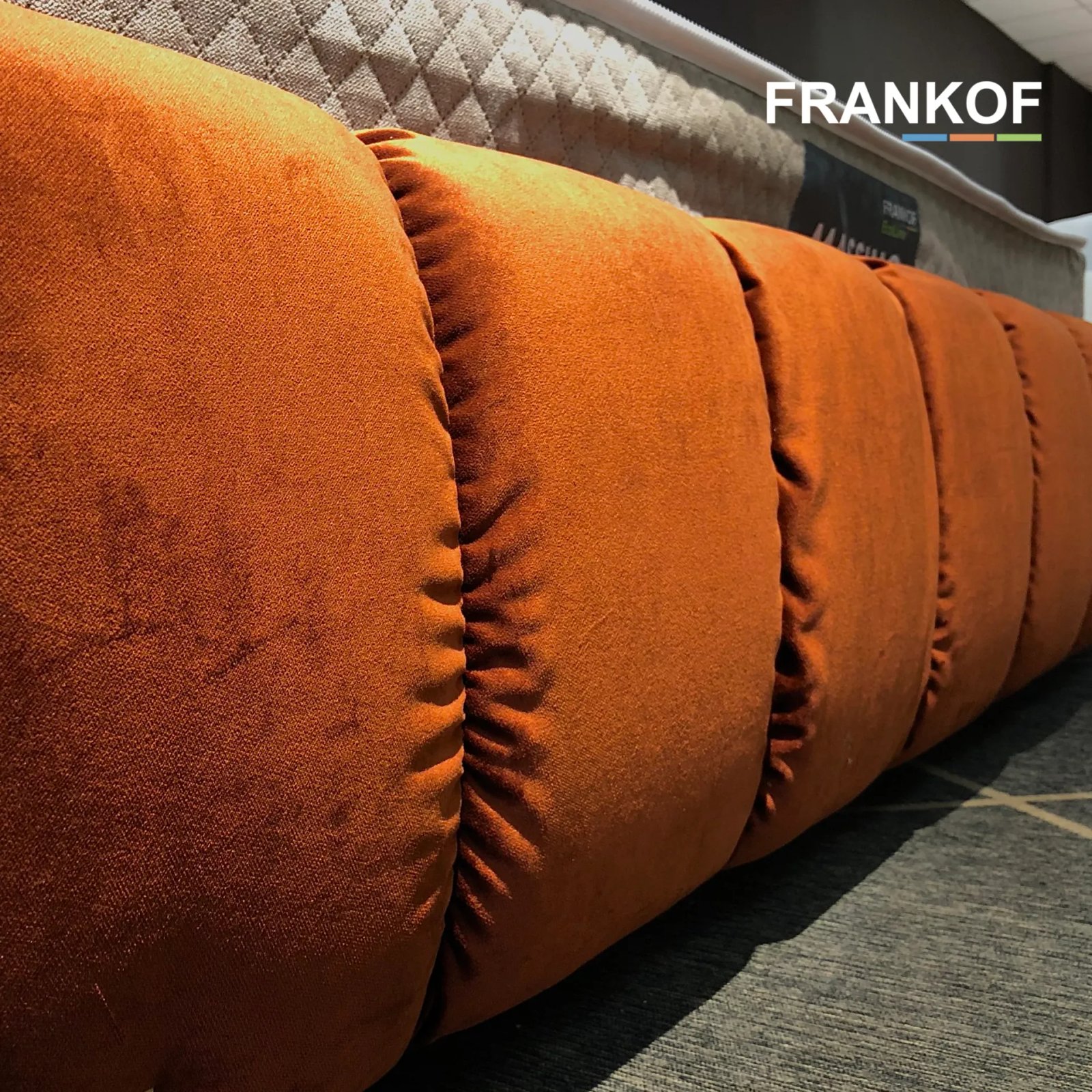 CAPRI BED penktas vizualas su lovos dizaino ir funkcijų tema