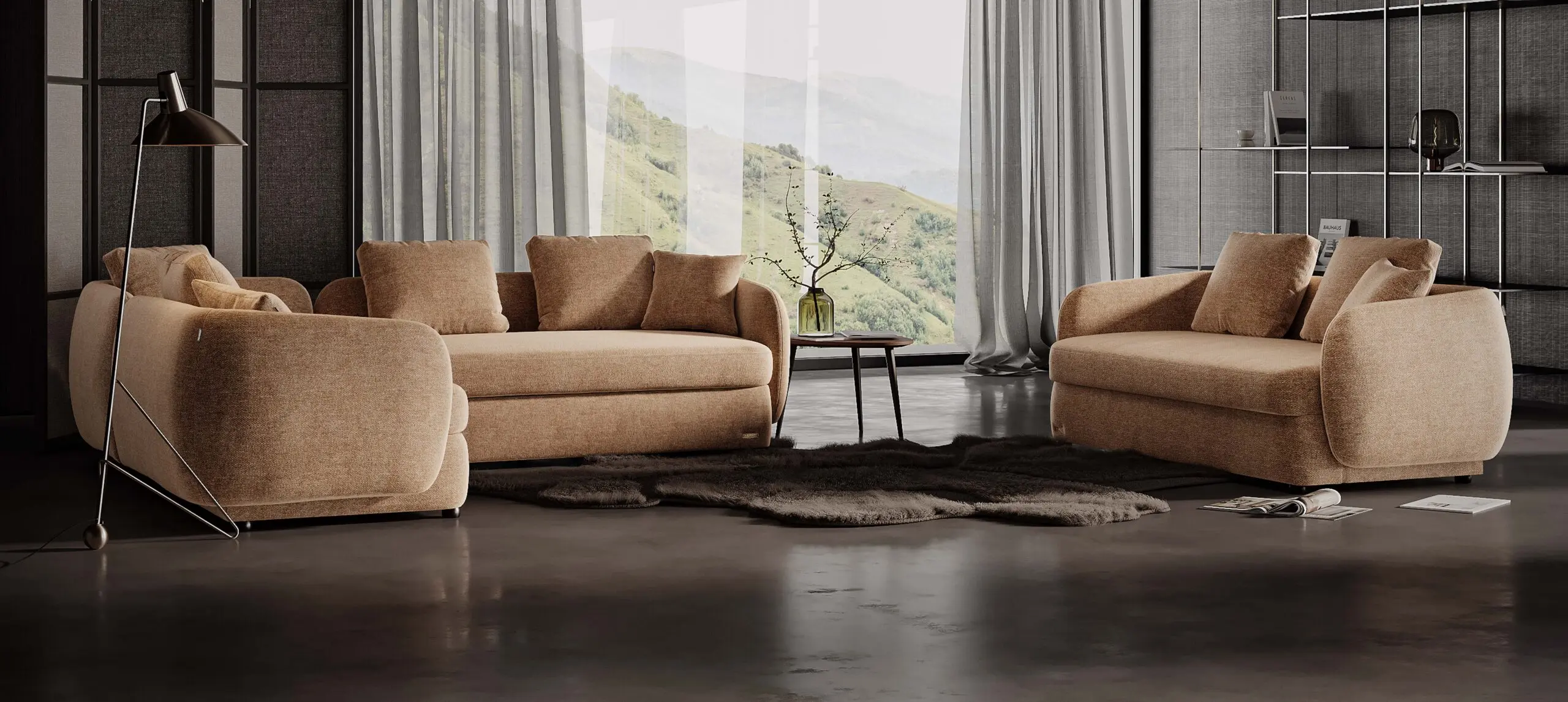 Milton sofa su minkštomis pagalvėmis ir plačia kampine konstrukcija.